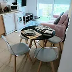 S. Soares Riviera Flat